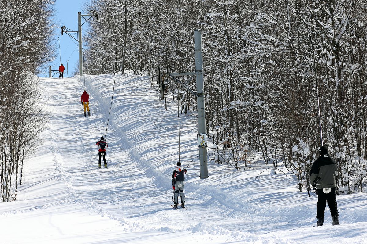 skiing, snow, vucje